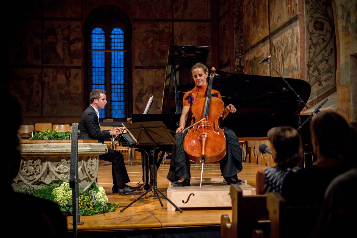 Sol Gabetta and Bertrand Chamayou © Raphaël Faux Sol Gabetta and Bertrand Chamayou © Raphaël Faux
