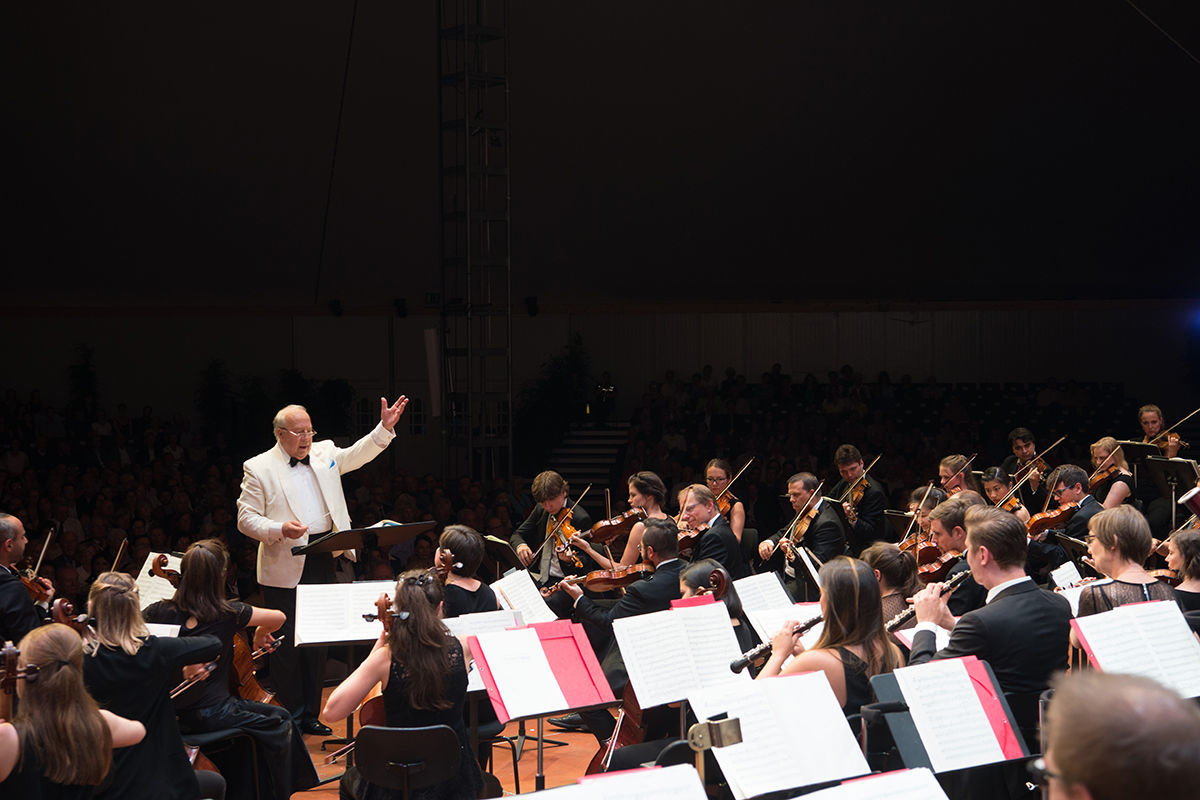 Best of Gstaad Menuhin Festival 2016 «Musique & Famille» Best of Gstaad Menuhin Festival 2016 «Musique & Famille»