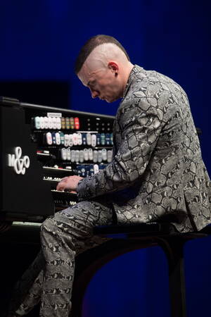 raphael_faux2017rfx_5103.jpg raphael_faux2017rfx_5103.jpg