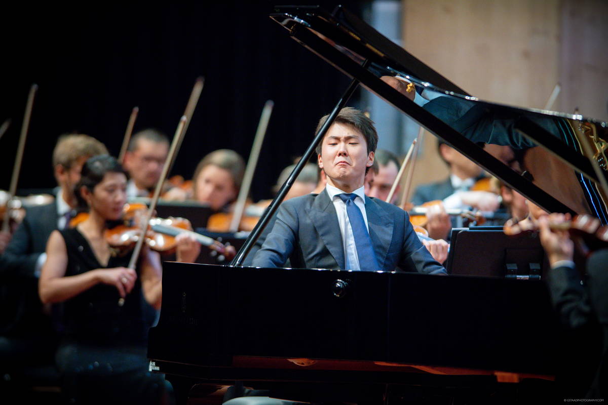 Gstaad Festival Orchestra, Seong-Jin Cho, Manfred Honeck Gstaad Festival Orchestra, Seong-Jin Cho, Manfred Honeck