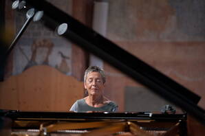 Maria João Pires, Kirche Saanen  Zoom: Maria João Pires, Kirche Saanen
