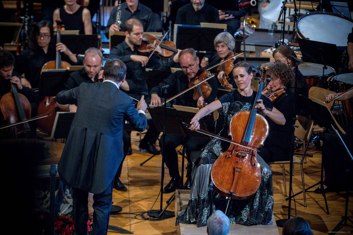Sol Gabetta, Kammerorchester Basel and Pierre Bleuse Sol Gabetta, Kammerorchester Basel and Pierre Bleuse