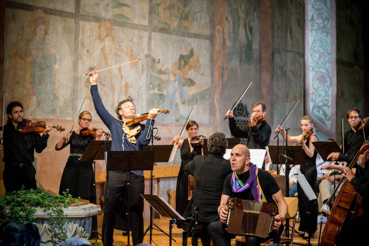 2018raphaeelfauxⒸ Andrés Gabetta_MarioStefanoPietrodarchi_Cappella_Gabetta_6933.jpg 2018raphaeelfauxⒸ Andrés Gabetta_MarioStefanoPietrodarchi_Cappella_Gabetta_6933.jpg