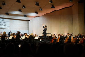 Vilde Frang, Philharmonisches Orchester Rotterdam, Lahav Shani Zoom: Vilde Frang, Philharmonisches Orchester Rotterdam, Lahav Shani