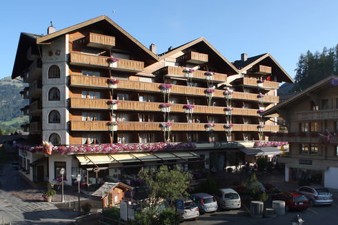 Hotel Bernerhof Gstaad**** Externe Seite: Hotel Bernerhof Gstaad****