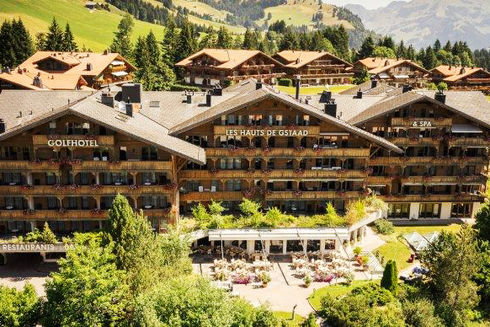 Golfhotel Les Hauts de Gstaad & Spa****Superior Externe Seite: Golfhotel Les Hauts de Gstaad & Spa****Superior