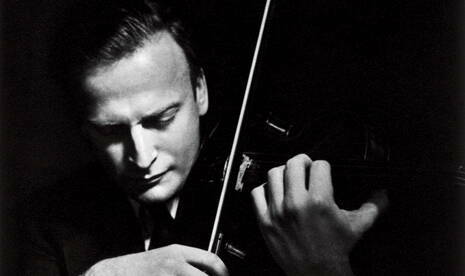 Yehudi Menuhin  Externe Seite: Yehudi Menuhin